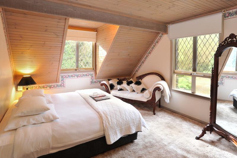 A Loft In The Mill Boutique Accommodation Olinda Ngoại thất bức ảnh