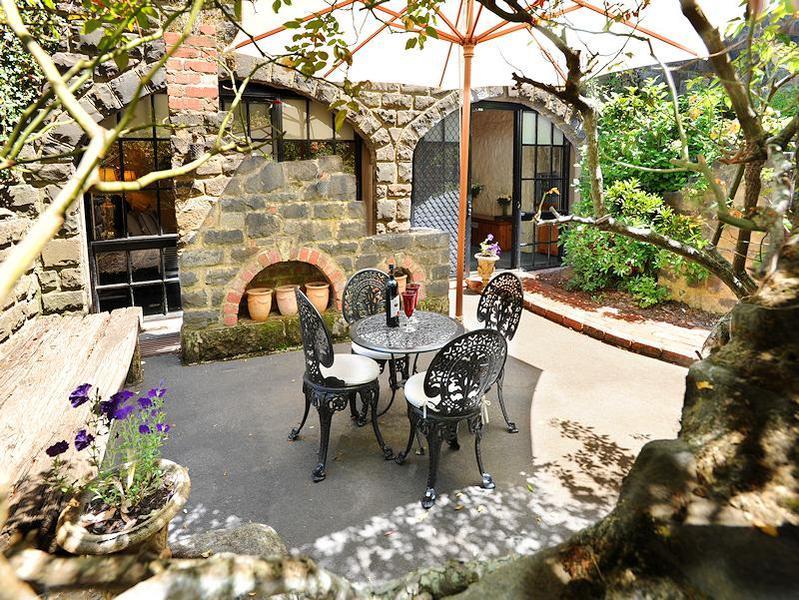 A Loft In The Mill Boutique Accommodation Olinda Ngoại thất bức ảnh